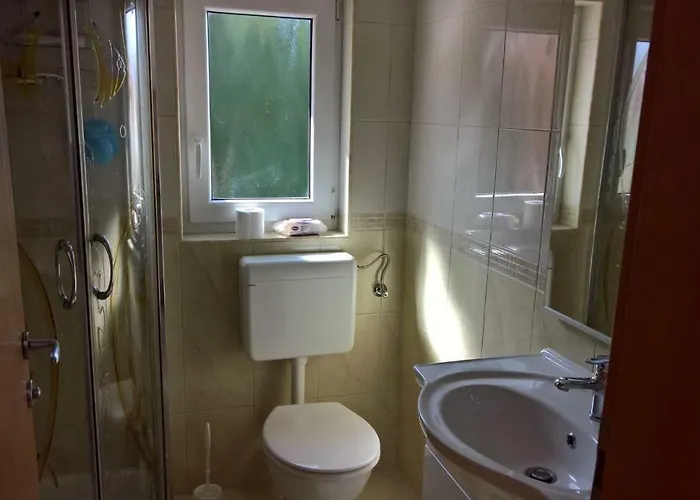 Poleti 3* マリンスカ